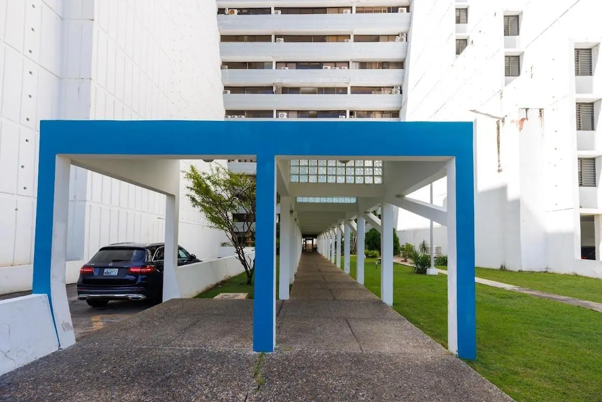 Skyview Sanctuary 4Br With Exclusive Beach Entry San Juan Appartamento